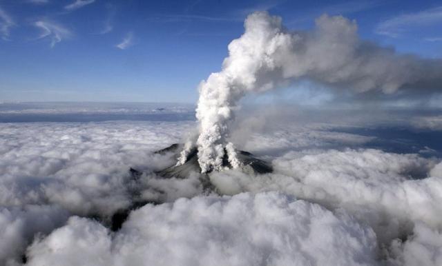 日本鹿儿岛新岳火山再次喷发无人员伤亡财产损失报告